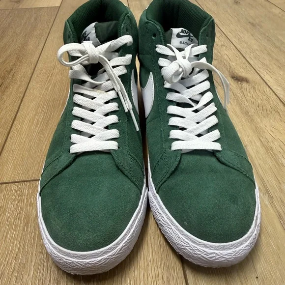 Nike Zoom Blazer SB Mid Fir Green High-Top Sneakers Men’s Size 8 EUC